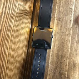 Garmin vivoactiv fitness watch